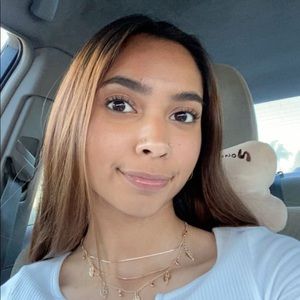 Meet your Posher, Isa